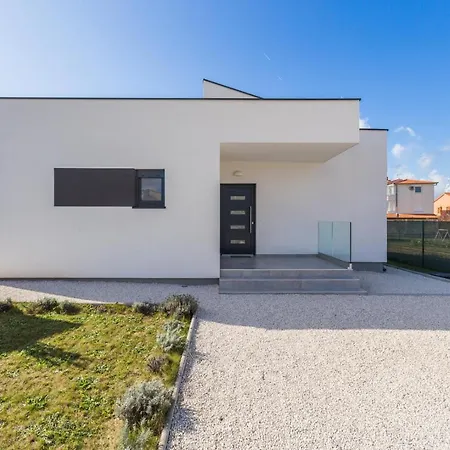Vila Mateo Fazana